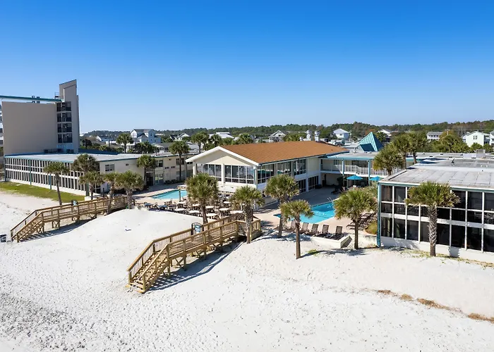 Oceanfront Litchfield Inn